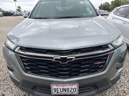 Used 2023 Chevrolet Traverse RS FWD image 5