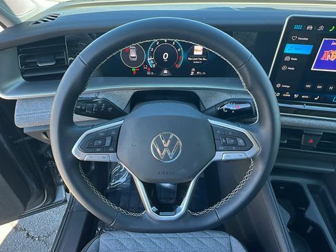 Certified 2026 Volkswagen Tiguan S AWD/4WD image 18