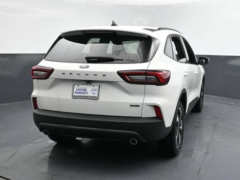 Used 2025 Ford Escape ST-Line Select AWD/4WD image 7