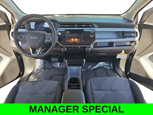 New 2027 Chevrolet Bolt LT w/ Comfort Package FWD image 9