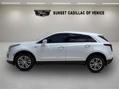 Certified 2023 Cadillac XT5 Premium Luxury FWD image 6