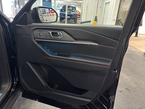 New 2026 Ford Explorer ST-Line w/ ST-Line Street Pack AWD/4WD image 33