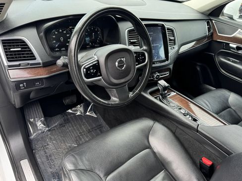 Used 2019 Volvo XC90 T6 Momentum w/ Advanced Package AWD/4WD image 10