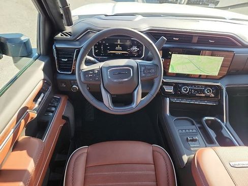 New 2026 GMC Sierra 3500 Denali Ultimate w/ LPO, Black Badging Package AWD/4WD image 7