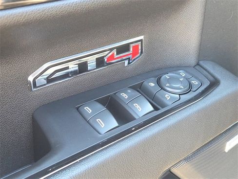 Used 2023 GMC Sierra 1500 AT4 w/ AT4 Preferred Package image 19