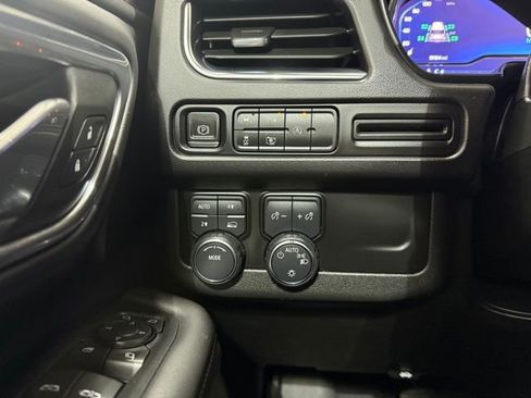 Used 2023 Chevrolet Tahoe LT w/ LT Signature Plus Package image 18