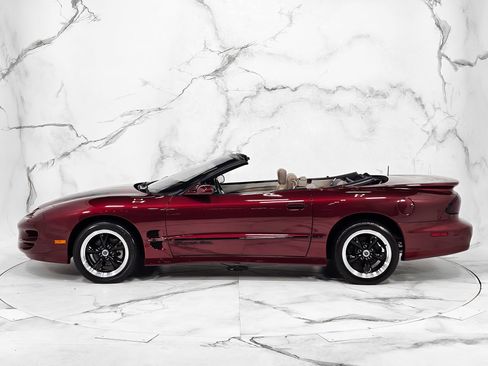 Used 2000 Pontiac Firebird Trans Am RWD image 12