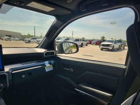 New 2025 Toyota Tacoma TRD Sport image 11