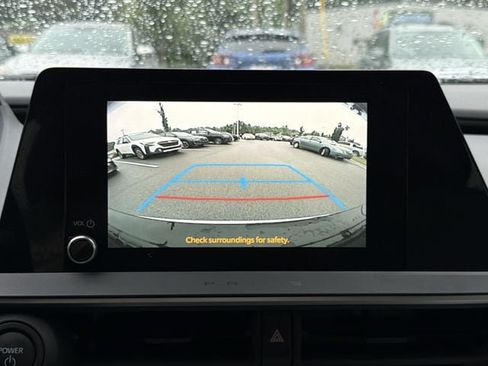 Used 2025 Toyota Prius LE FWD image 25