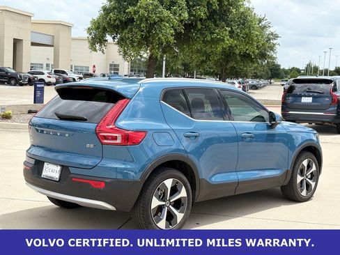 Certified 2025 Volvo XC40 B5 Plus AWD/4WD image 4