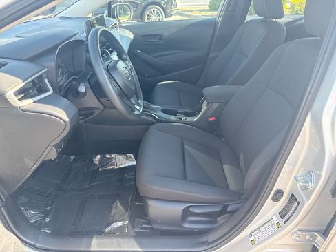 Used 2024 Toyota Corolla LE FWD image 21