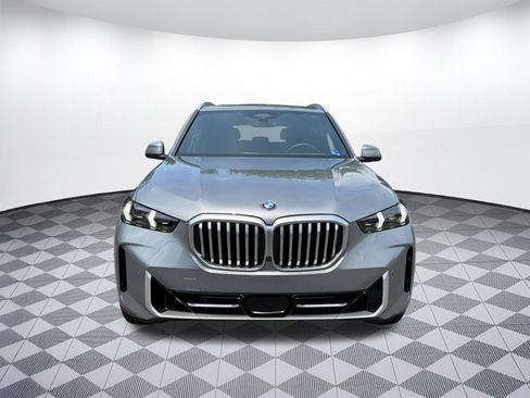 Certified 2024 BMW X5 xDrive40i w/ Parking Assistance Package AWD/4WD image 6
