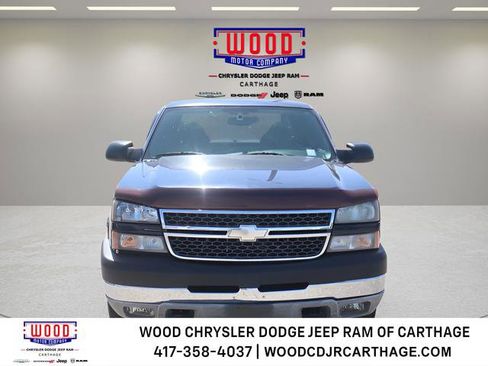 Used 2005 Chevrolet Silverado 2500 LS RWD image 9