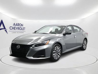 Used 2024 Nissan Altima 2.5 SV