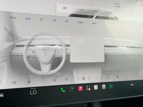 Used 2023 Tesla Model Y Long Range AWD/4WD image 21