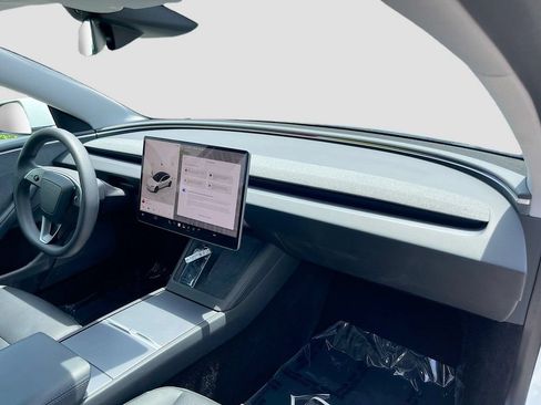 Used 2024 Tesla Model 3 Long Range RWD image 20