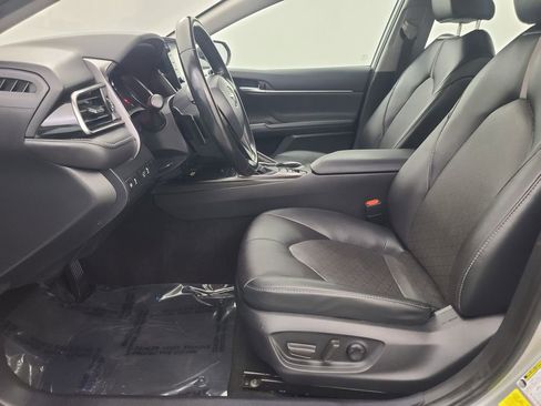 Used 2024 Toyota Camry XSE image 25