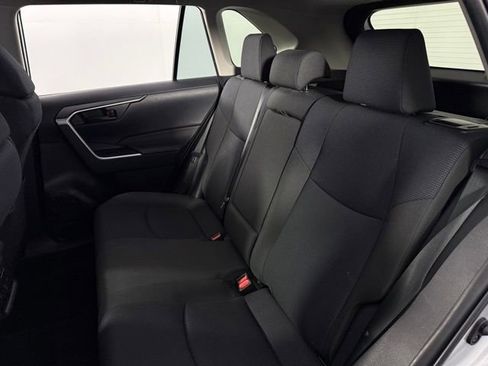 Used 2025 Toyota RAV4 LE AWD/4WD image 16