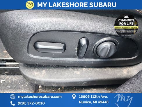 Used 2021 GMC Terrain SLT w/ Elevation Edition image 8