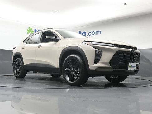 New 2026 Chevrolet Trax ACTIV w/ Driver Confidence Package FWD image 25