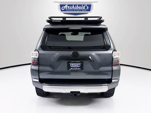 Used 2020 Toyota 4Runner TRD Off-Road Premium AWD/4WD image 7