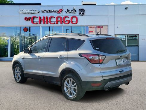 Used 2018 Ford Escape SEL image 3