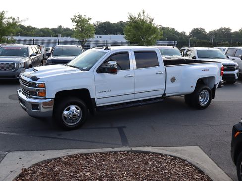 Used 2018 Chevrolet Silverado 3500 LTZ w/ Duramax Plus Package AWD/4WD image 8