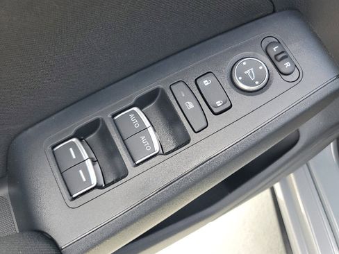 Used 2025 Honda Civic Sport image 19