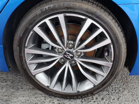 Used 2018 Kia Stinger Premium RWD image 32