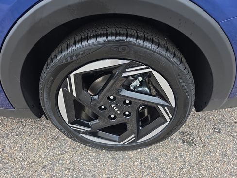 New 2025 Kia K4 EX image 35