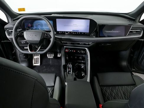 New 2026 Audi SQ5 Premium Plus image 19