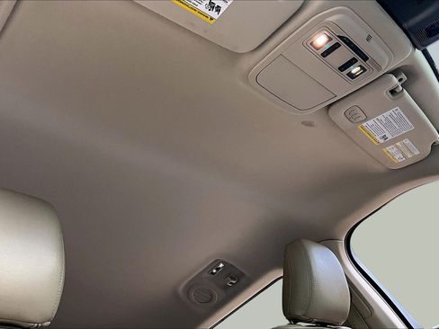 Certified 2020 Ford Explorer Limited AWD/4WD image 14