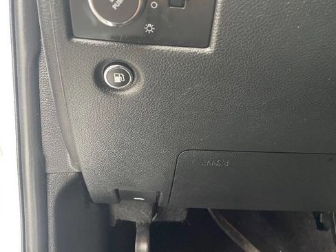 Used 2016 Jeep Grand Cherokee Laredo 75th Anniversary image 24