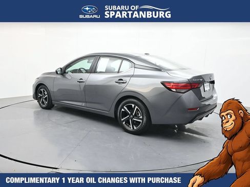 Used 2024 Nissan Sentra SV FWD image 6