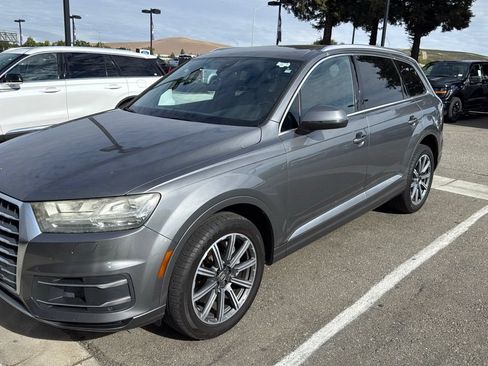 Used 2017 Audi Q7 3.0T Premium Plus w/ Premium Plus Package AWD/4WD image 1