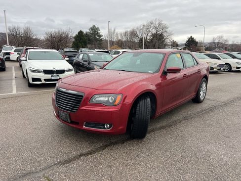 Used 2014 Chrysler 300 S w/ Luxury Group image 13