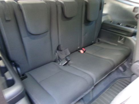 Used 2024 Subaru Ascent Premium w/ Convenience Package image 11