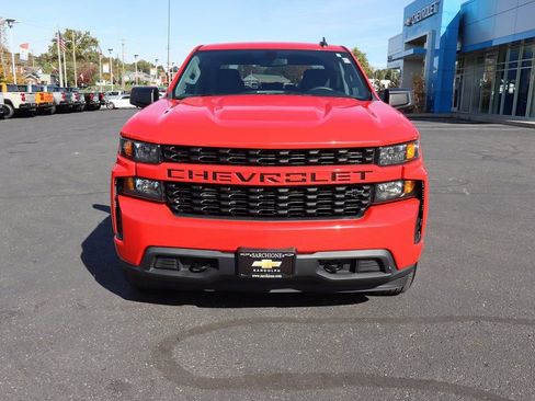 Used 2020 Chevrolet Silverado 1500 Custom w/ Custom Value Package image 24