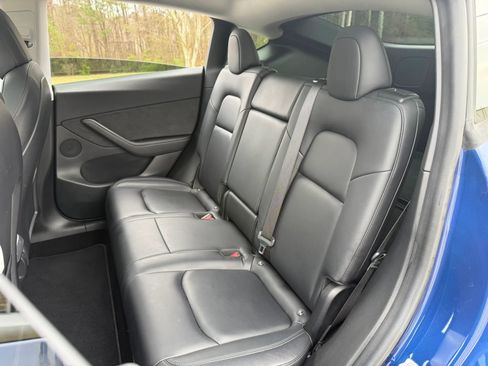 Used 2021 Tesla Model Y Performance image 31