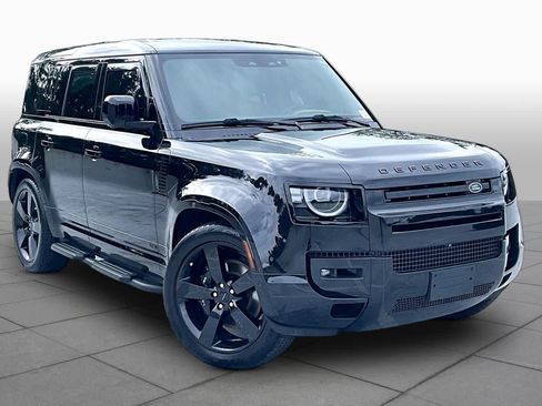 Used 2026 Land Rover Defender 110 V8 AWD/4WD image 4