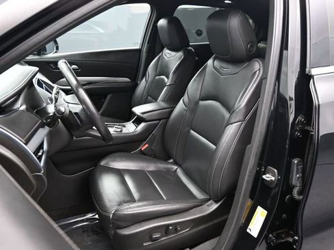 Used 2022 Cadillac XT4 Premium Luxury w/ Safety Alert Package image 11