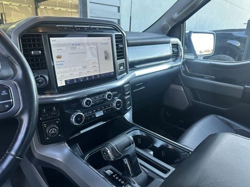 Used 2023 Ford F150 Lariat w/ Trailer Tow Package image 15