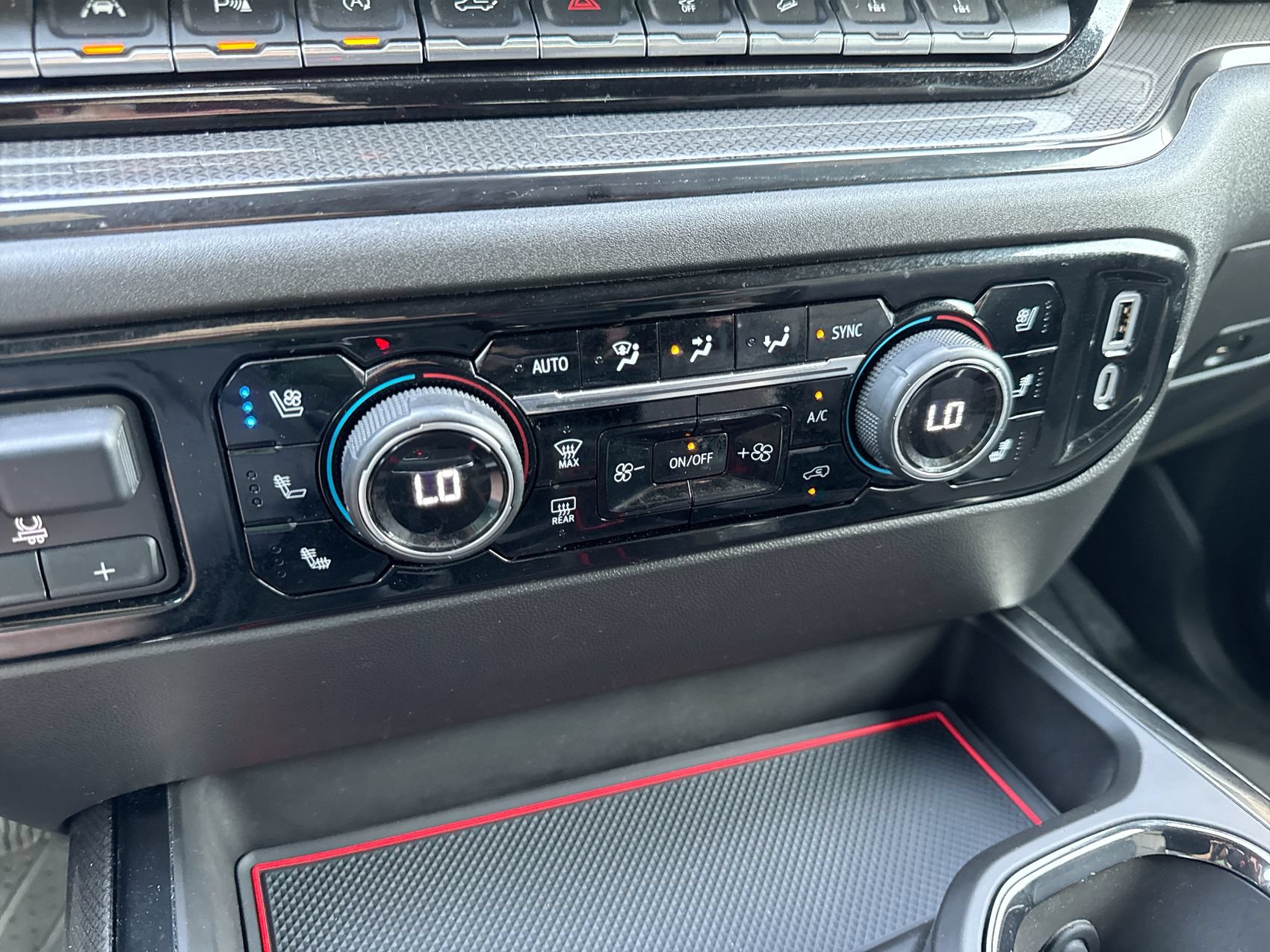 Used 2023 Chevrolet Silverado 1500 ZR2 AWD/4WD image 19