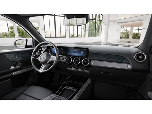 New 2026 Mercedes-Benz GLB 250 4MATIC image 6