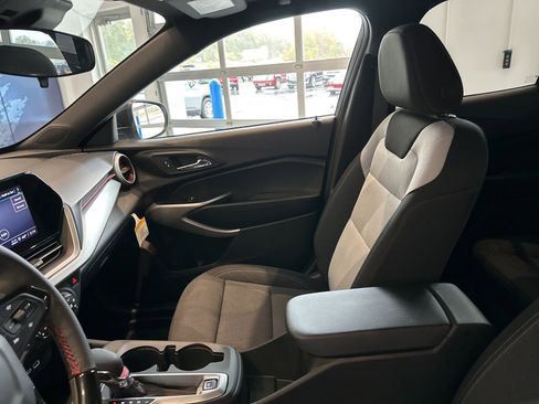 New 2026 Chevrolet Trax RS w/ Driver Confidence Package image 21