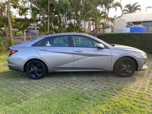 Certified 2023 Hyundai Elantra SEL image 8