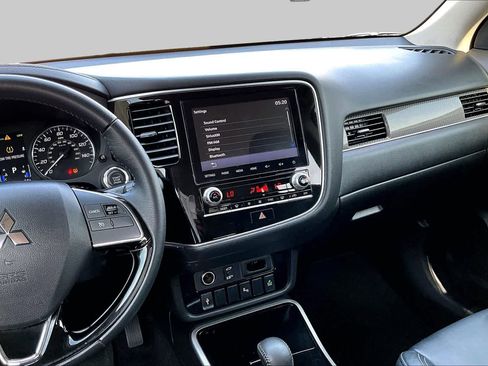Used 2020 Mitsubishi Outlander SEL FWD image 7