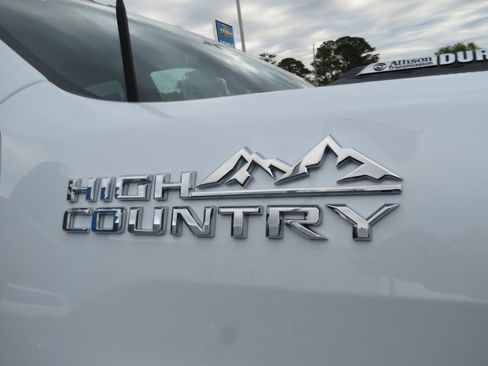 New 2026 Chevrolet Silverado 3500 High Country w/ High Country Premium Package AWD/4WD image 10