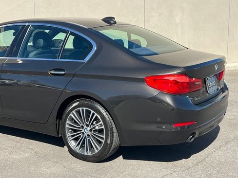 Used 2017 BMW 530i RWD image 7