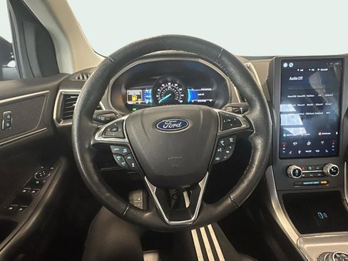 Certified 2022 Ford Edge SEL image 14